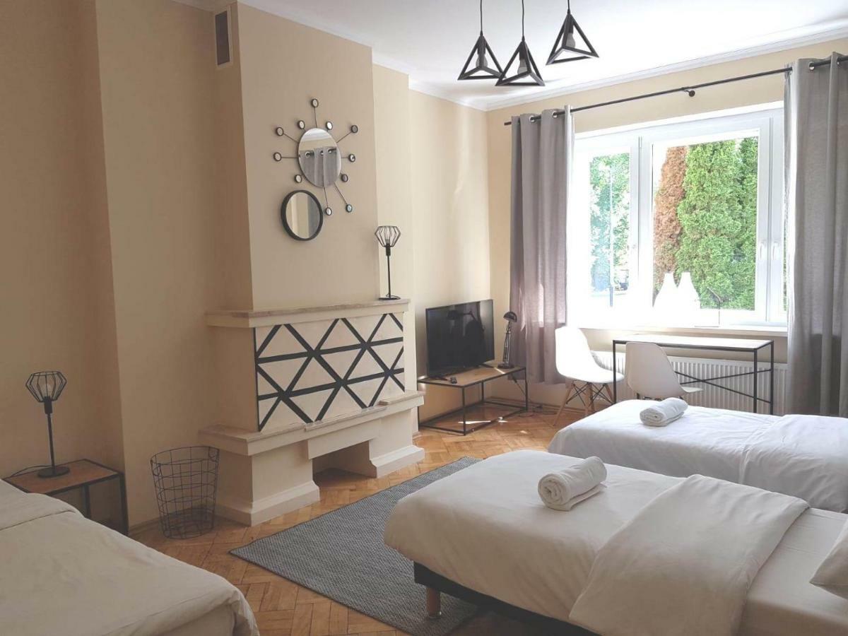 Hotel Gold Познань Экстерьер фото
