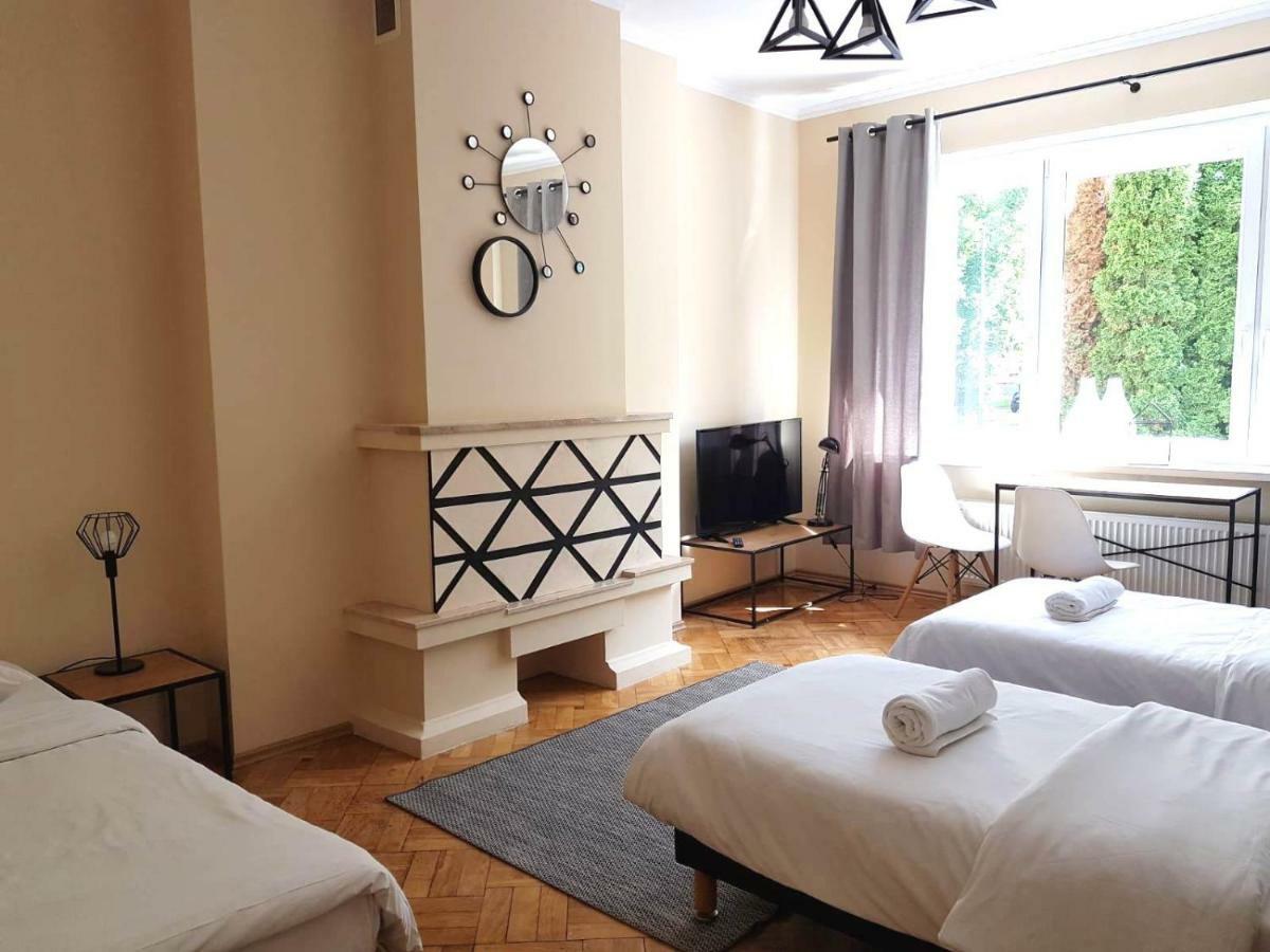 Hotel Gold Познань Экстерьер фото